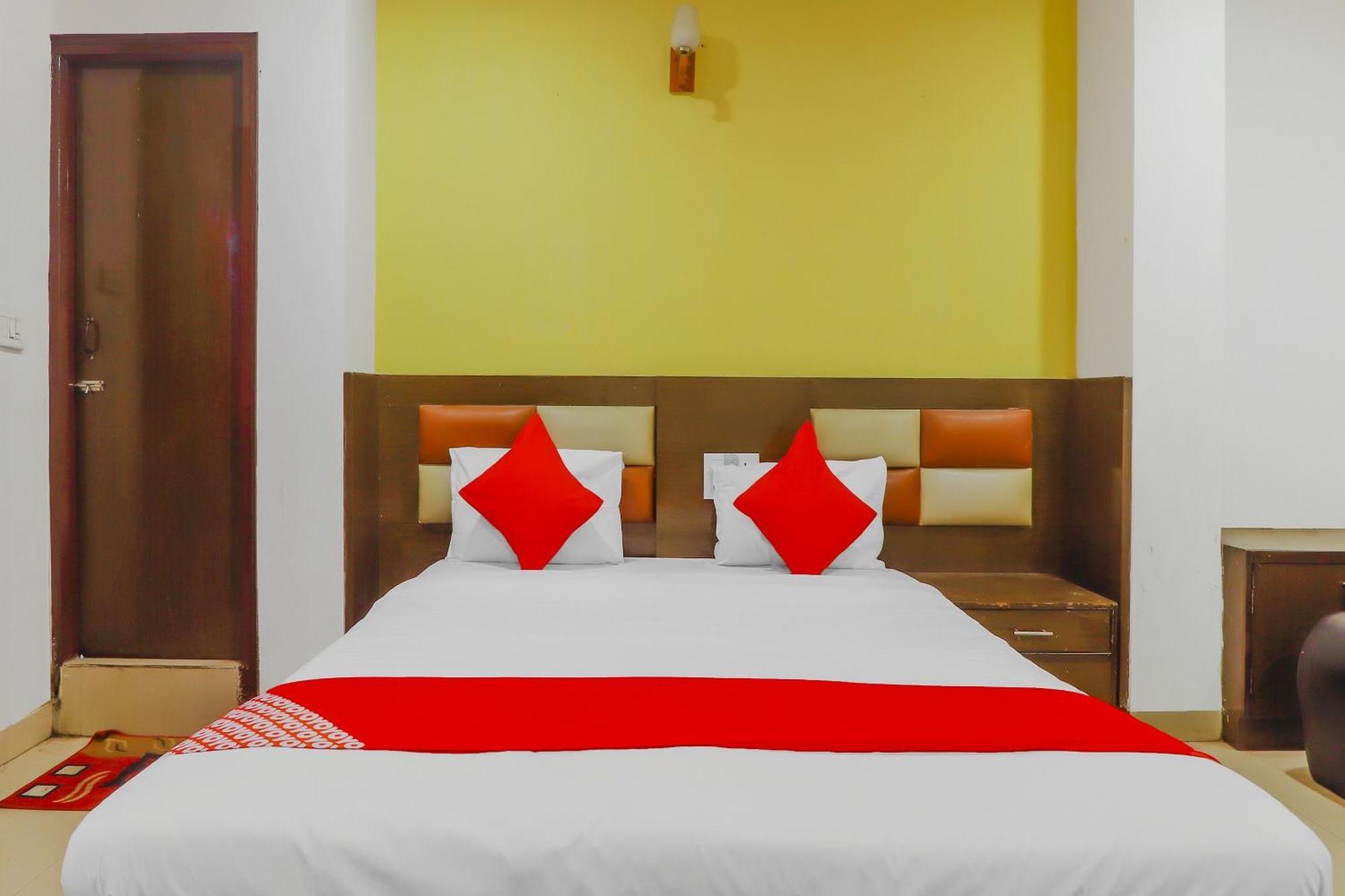 Hotel O Meredian Хайдарабад Экстерьер фото